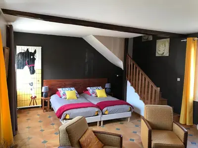 Coin salon dans l'établissement Gîte les chèvrefeuilles 6 personnes Compiegne 10mn