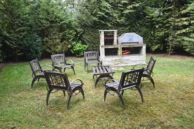 Jardin de l'établissement Chalet à fleur de rêve