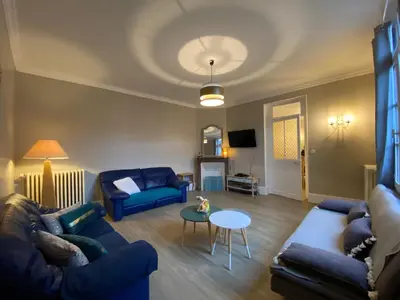 Coin salon dans l'établissement Gîte de la Miellerie