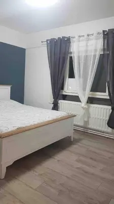 Un ou plusieurs lits dans un hébergement de l'établissement BedinReims cozy apartment parking and wifi free ideal 4 Adultes et 2 Enfants