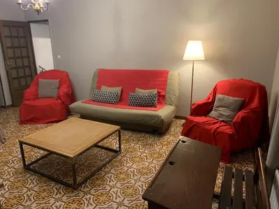 Coin salon dans l'établissement Maison indépendante à la campagne