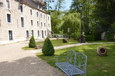 Jardin de l'établissement Le Moulin de Pommeuse