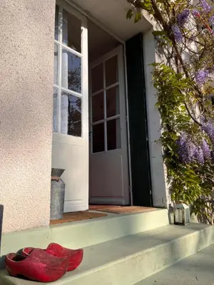 Jardin de l'établissement Adorable et amusante maison de campagne