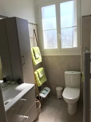 Salle de bains dans l'établissement appartement de charme en plein coeur du centre ville de Compiègne