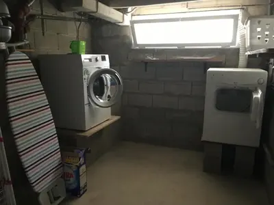 Cuisine ou kitchenette dans l'établissement La Maison du Canal d’Ay