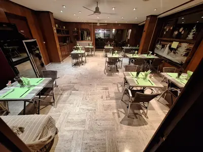 Restaurant ou autre lieu de restauration dans l'établissement Hotel Au Bon Sejour