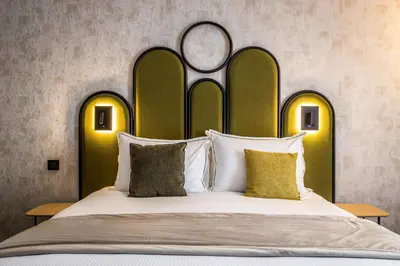 Un ou plusieurs lits dans un hébergement de l'établissement Best Western Le Relais du Vigneron