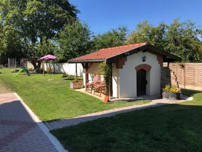 Jardin de l'établissement Ancienne Gare du Val des Bois