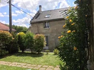 Jardin de l'établissement chez tatie Yvette