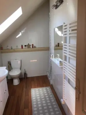 Salle de bains dans l'établissement chez tatie Yvette