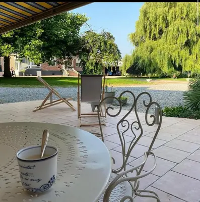 Jardin de l'établissement Chambres d hôtes La Suite du 12