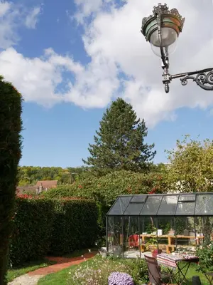 Jardin de l'établissement Le champ de l'eau