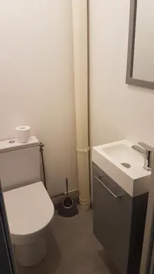 Salle de bains dans l'établissement Appartement au calme