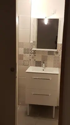 Salle de bains dans l'établissement Appartement au calme