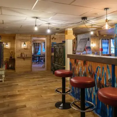 Cit'Hotel Le Montreal