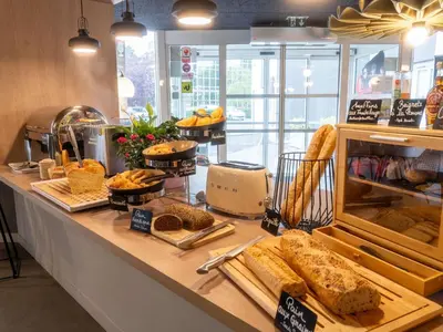 Nourriture dans l'hôtel ou à proximité