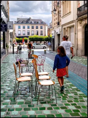 Clients de l'établissement Loft Royal des Promenades