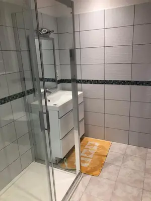 Salle de bains dans l'établissement Villa l'INSOUCIANCE en Champagne