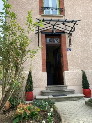 Façade ou entrée de l'établissement Villa l'INSOUCIANCE en Champagne