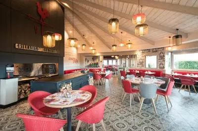 Restaurant ou autre lieu de restauration dans l'établissement ibis Reims Tinqueux