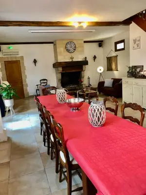 Coin salon dans l'établissement La Champenoise