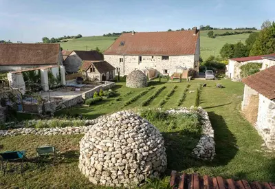 Jardin de l'établissement Les Bories en Champagne