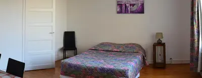 Un ou plusieurs lits dans un hébergement de l'établissement ApartHotel François 1er 14eme