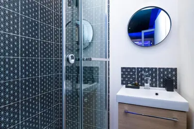 Salle de bains dans l'établissement Art Déco Champagne & Spa