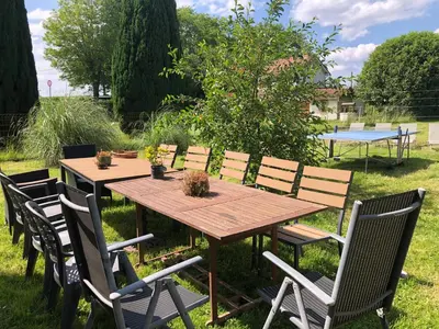 Jardin de l'établissement Villa bonne entente avec escape game