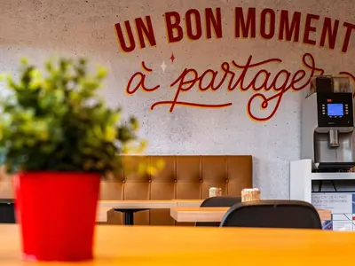 Restaurant ou autre lieu de restauration dans l'établissement ibis budget Reims Thillois