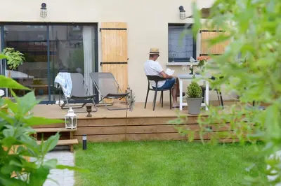 Jardin de l'établissement Une pause en champagne