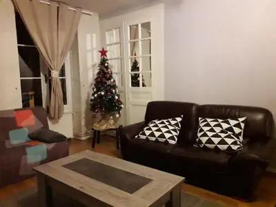 Coin salon dans l'établissement Appartement 80m2 dans belle demeure