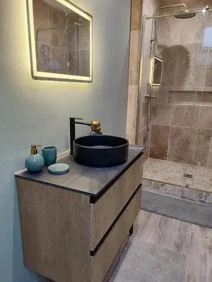 Salle de bains dans l'établissement Gite Vallée et Semoy