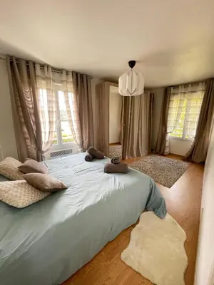 Un ou plusieurs lits dans un hébergement de l'établissement LA MAISON DE DELSY