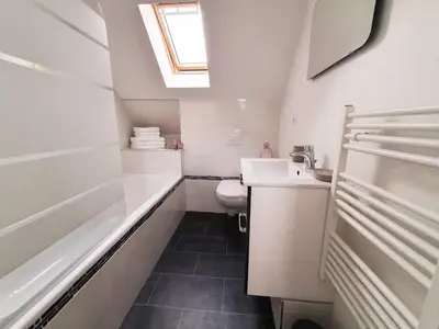 Salle de bains dans l'établissement Gîte de Palesne - Pierrefonds