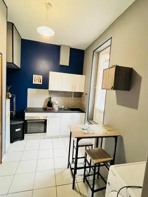 Cuisine ou kitchenette dans l'établissement LONDON CITY