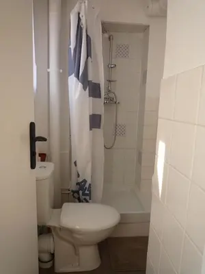 Plan de l'établissement La petite vadrouille - coeur urbain d'Epernay