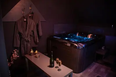 Plan de l'établissement PAUSE NATURE SORBAIS Chambre avec SPA, HAMMAM Shower, SAUNA, STREAMING et arrivée autonome