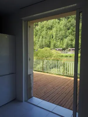 Balcon ou terrasse dans l'établissement Gîte en bord de Meuse