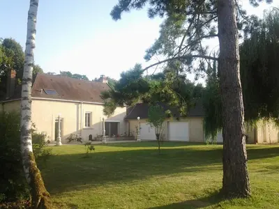 Jardin de l'établissement LA BONNE ADRESSE