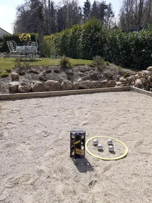 Jardin de l'établissement LA BONNE ADRESSE