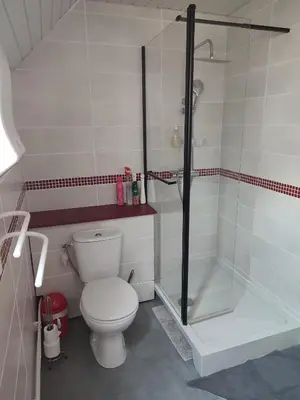 Salle de bains dans l'établissement Un coin de forêt