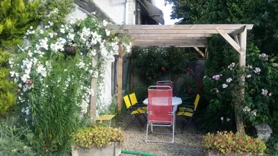 Jardin de l'établissement Les Nympheas, au calme, grand jardin à 15 min de Disney