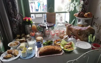 Nourriture dans l'hôtel ou à proximité