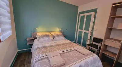 Un ou plusieurs lits dans un hébergement de l'établissement Le Dom’Aisne à Zabeth, lieu simple et paisible ***