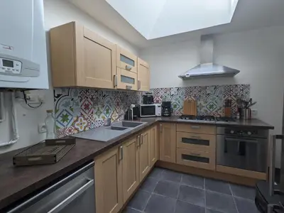 Cuisine ou kitchenette dans l'établissement Street app'Art