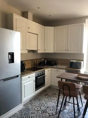 Cuisine ou kitchenette dans l'établissement Le Saint Rémy by Sparnapart