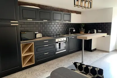 Cuisine ou kitchenette dans l'établissement Belle-Vue
