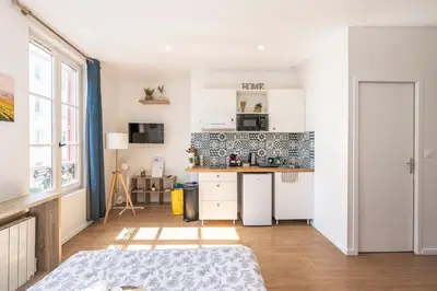 Cuisine ou kitchenette dans l'établissement Plancy Beds Châlons