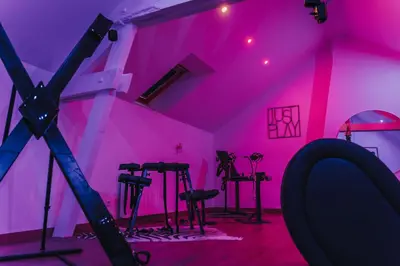 Salle ou équipements de sports de l'établissement La Villa Monroe - Un écrin de volupté épicée